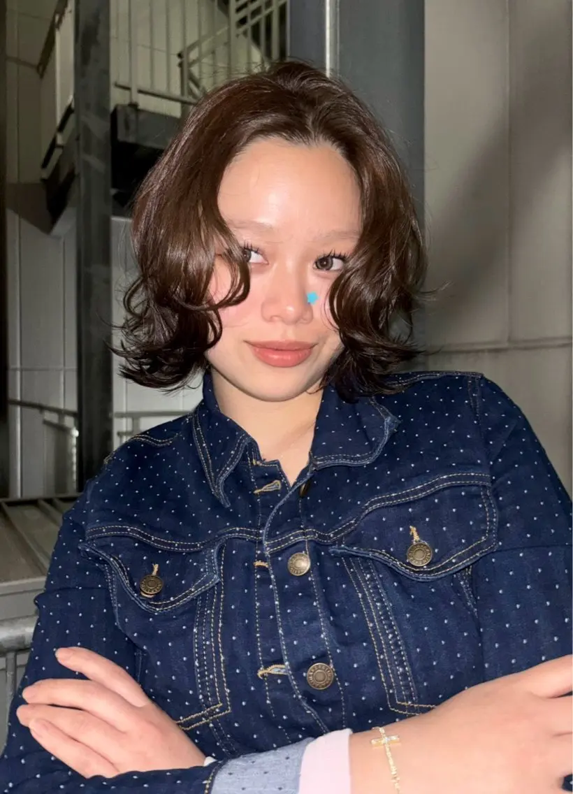 ミディアム 夏実 natsumiのヘアスタイル