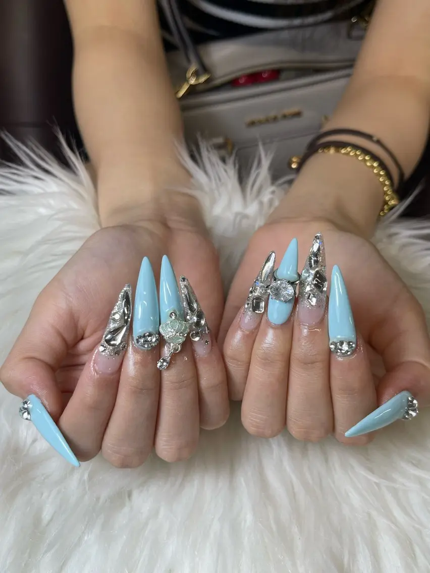 ネイル ハンドネイル NiJi Nailsのネイルデザイン