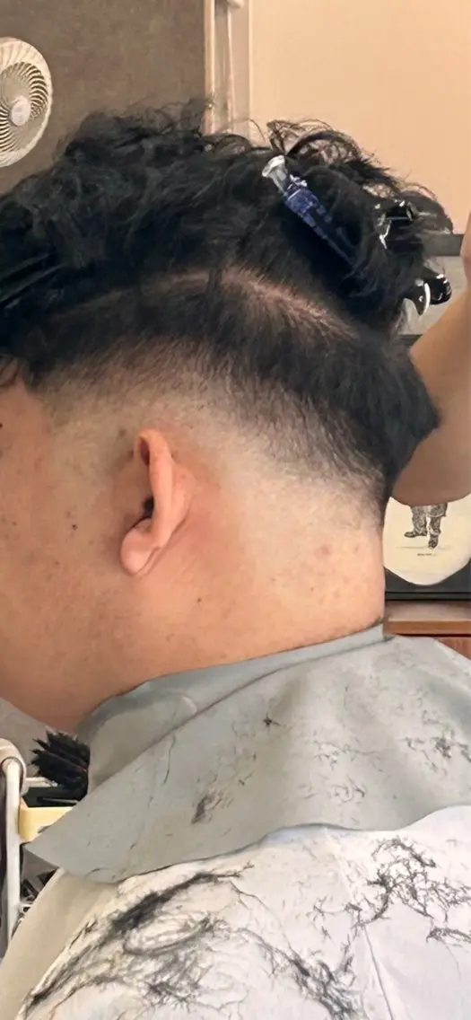 ショート メンズ フェードカット スキンフェード カット 辻 雅也のヘアスタイル