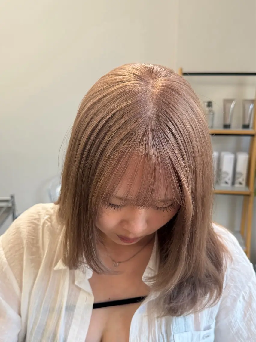 ミディアム カラー ベージュカラー ヘアカラー 金澤 希空のヘアスタイル