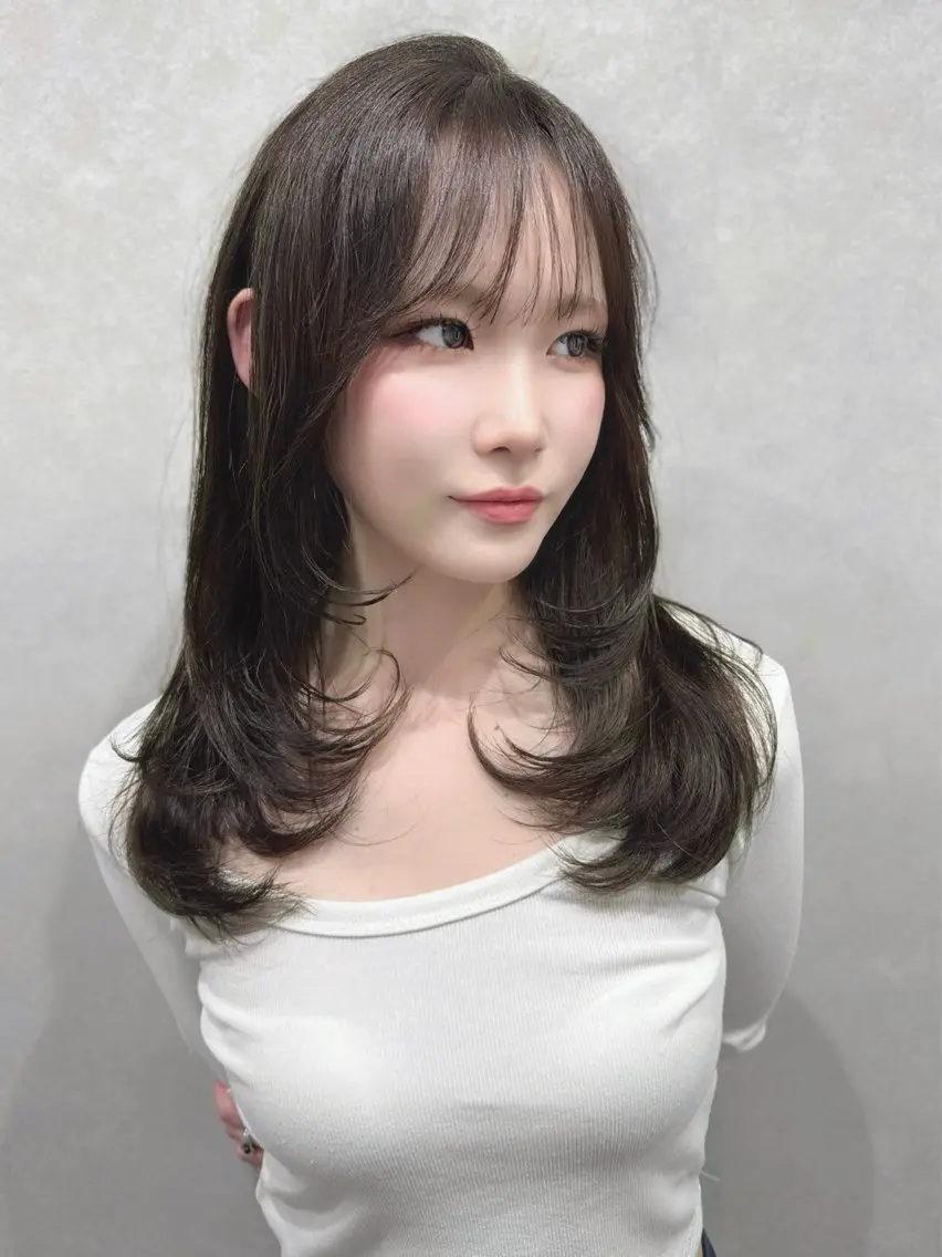 ✔️トレンドstyleで似合わせ🗝️🖤【レイヤーカット➕カラー➕3stepトリートメント】の写真