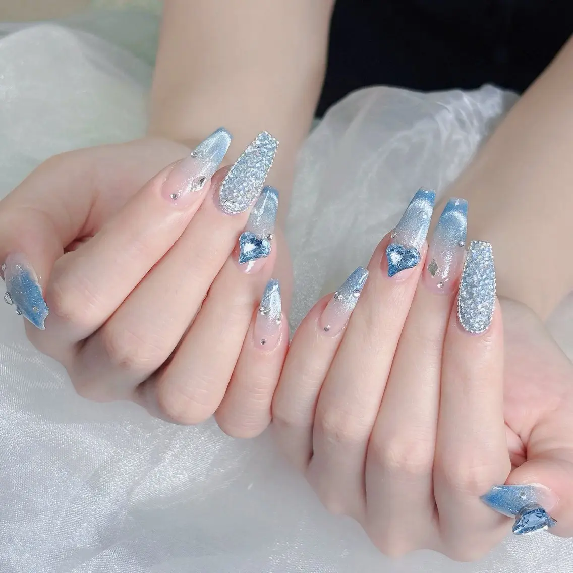 ネイル フットネイル フレンチネイル グラデーション 韓国ネイル ロングネイル ハンドネイル Hani Nail Salonのネイルデザイン