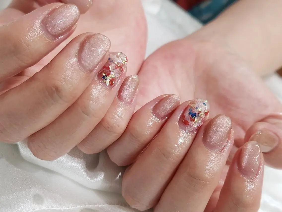 ネイル ラメ(グリッター) ピンク ハンドネイル 矢野 美希のネイルデザイン