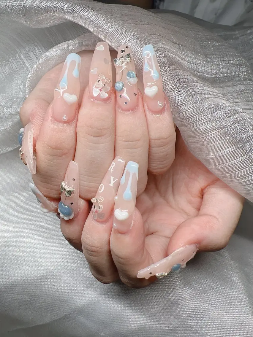 ネイル 長さ出し グラデーション 卒業式 キラキラネイル マグネットネイル ハンドネイル Lee Nailsのネイルデザイン