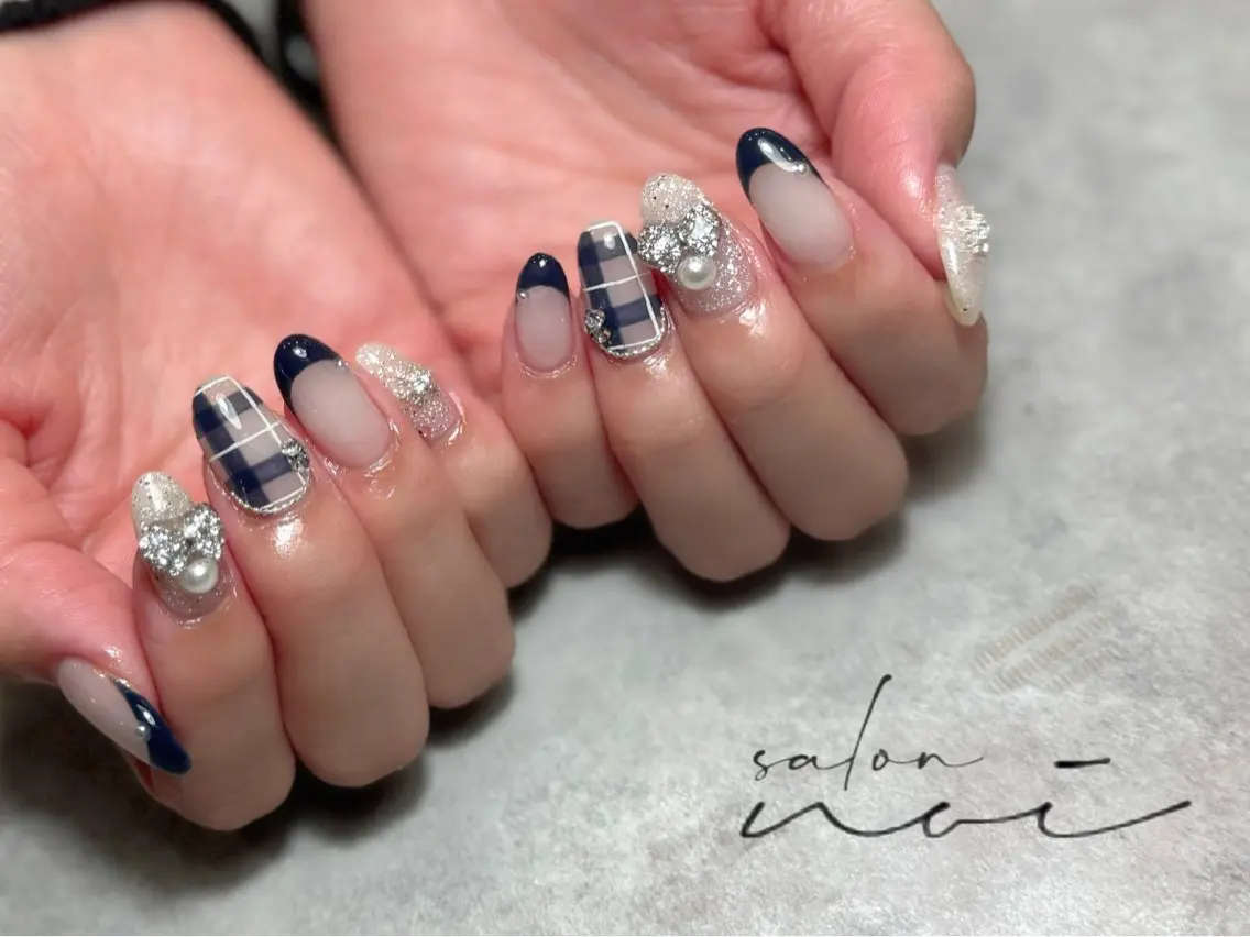 ネイル ネイビー ハンドネイル salon noiのネイルデザイン