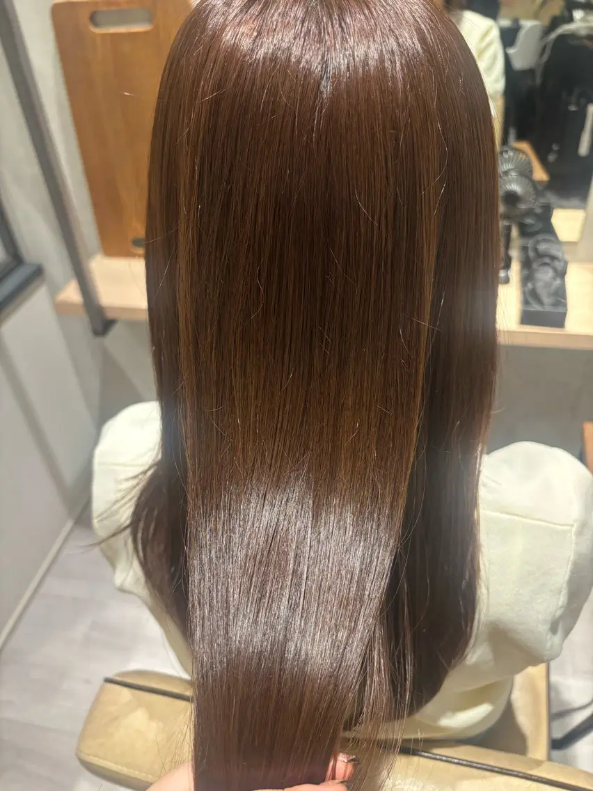ロング カラー ベージュカラー ショコラベージュ トリートメント ヘアカラー トリートメント 有村 梨桜のヘアスタイル