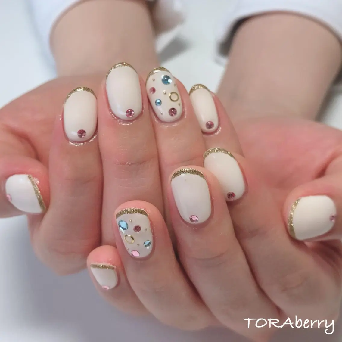 ネイル ハンドネイル ネイリスト なつみのネイルデザイン