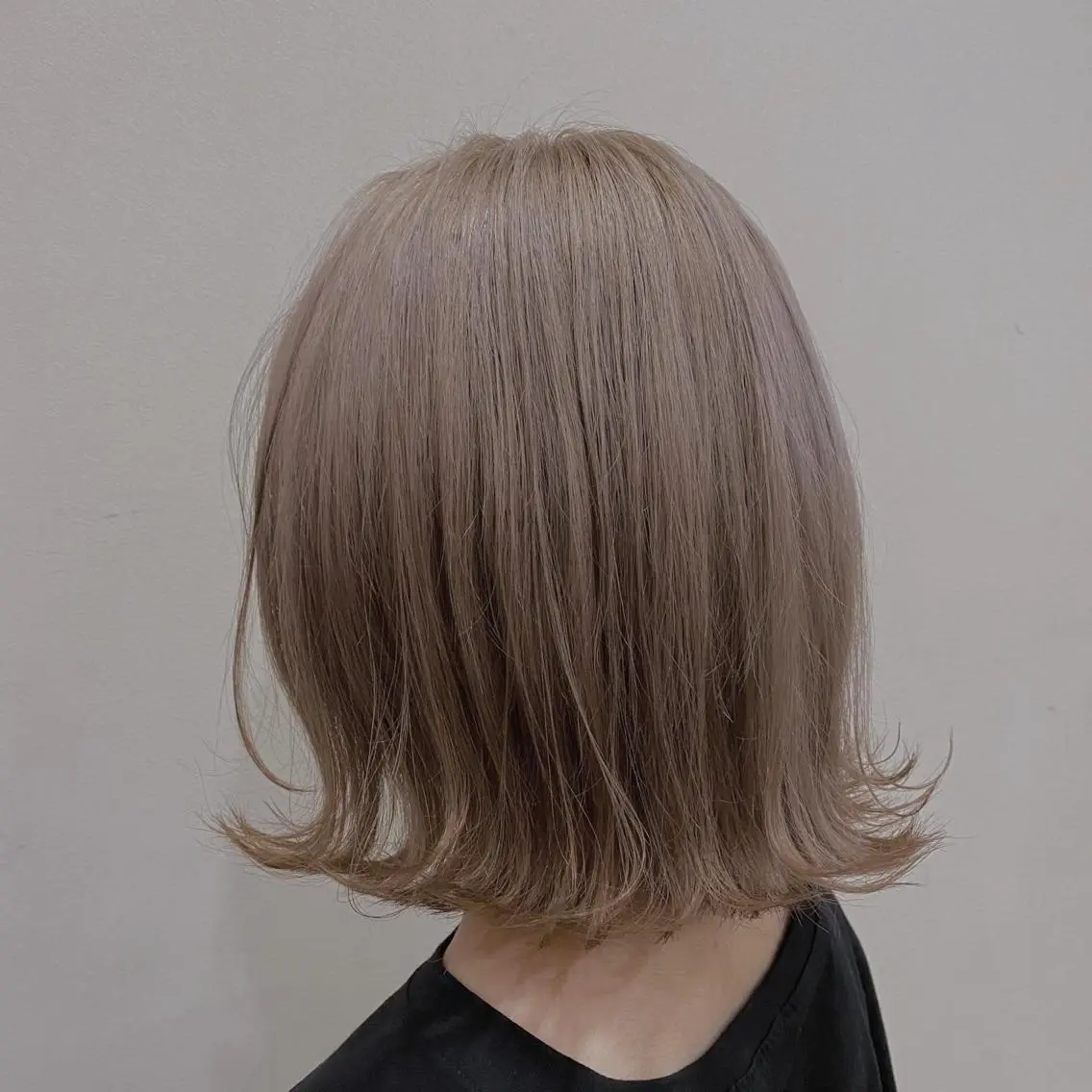 ショート 🫧ペール系カラー /デザイン秀喜🫧のヘアスタイル