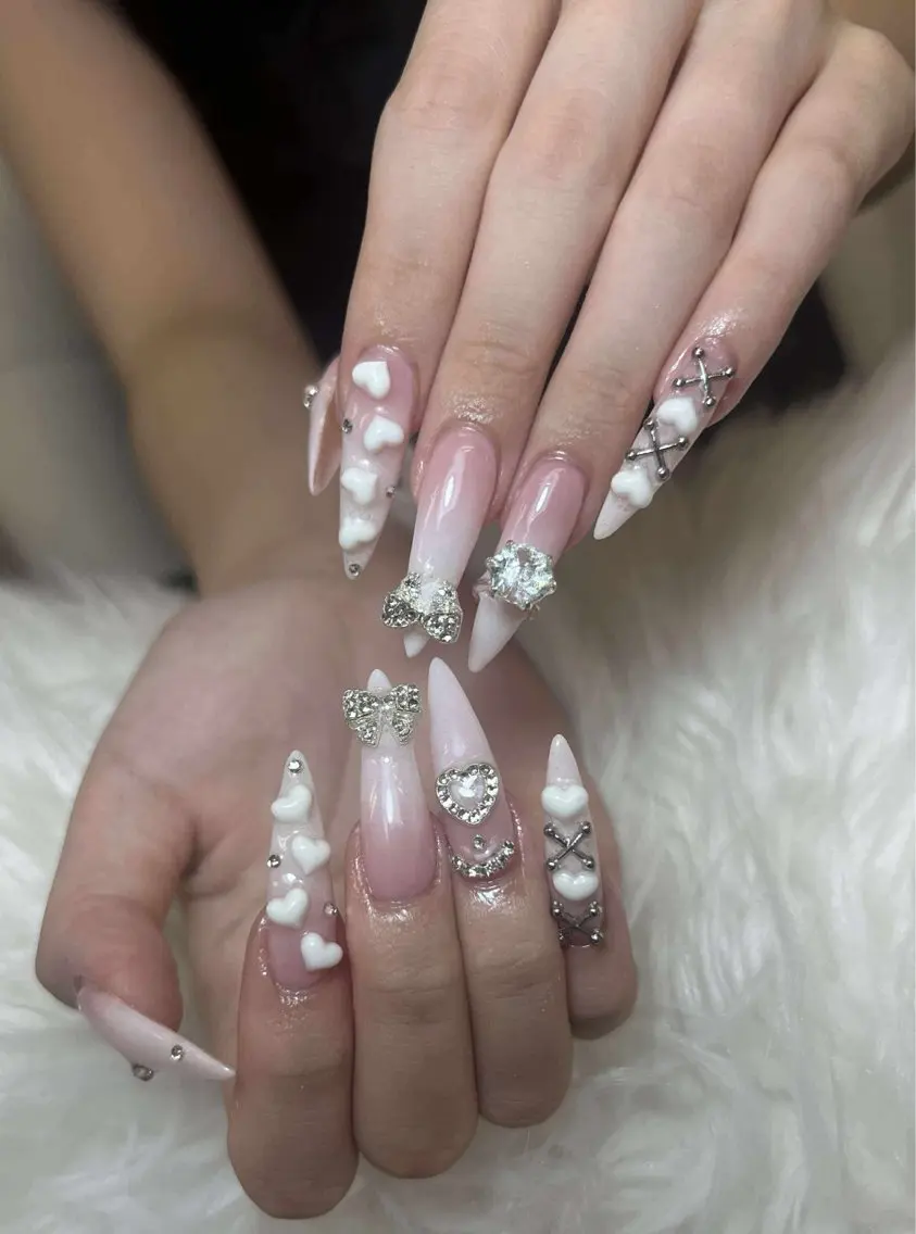 ネイル ハンドネイル ANH NAIL ゴテゴテ専門店💎のネイルデザイン