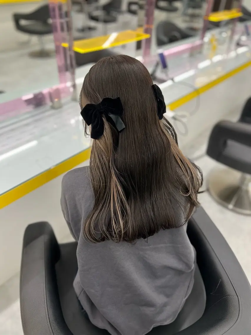 ロング カラー ヘアカラー 🧸レイヤー× ベージュ🥯カホ🍯のヘアスタイル