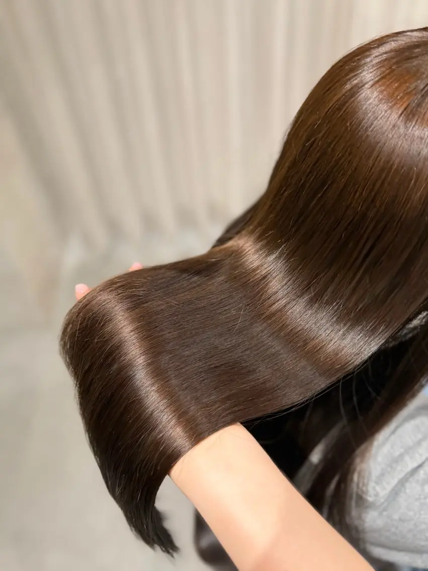 カラー rin Fier umedaのヘアスタイル