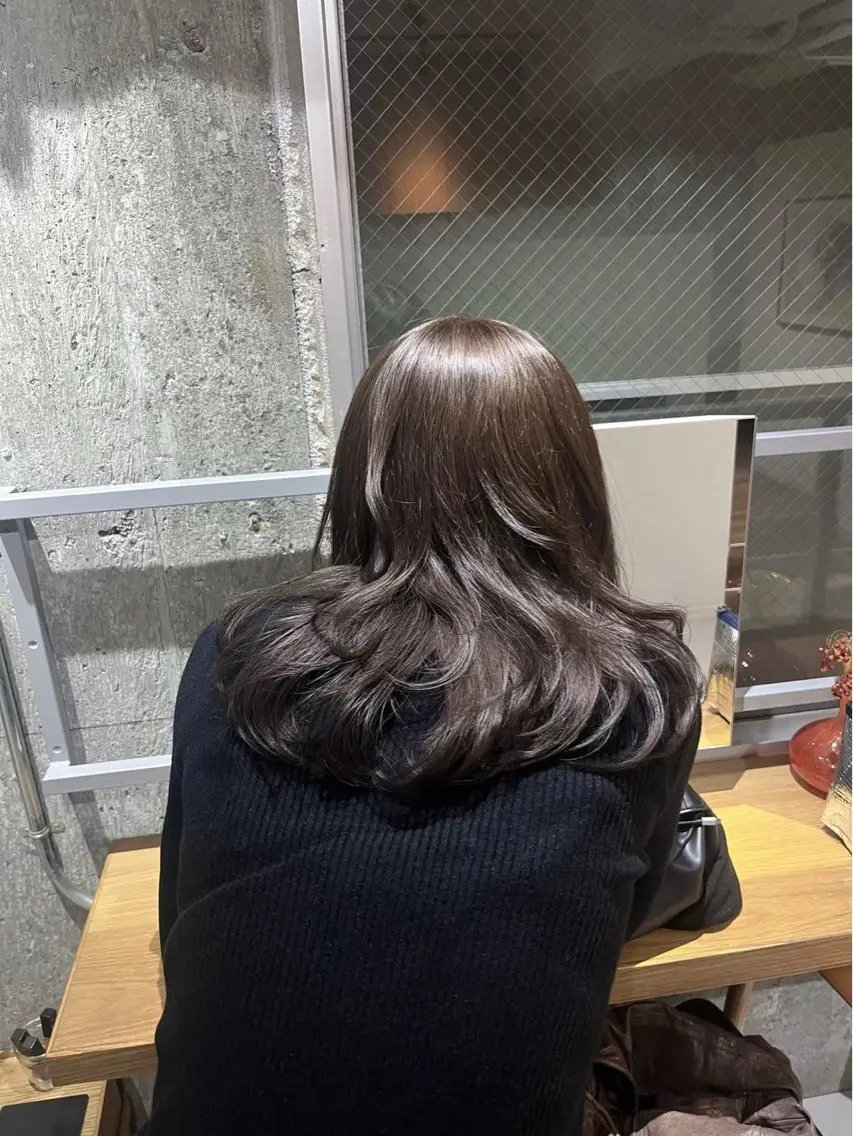 ロング 似合わせカット 縮毛矯正 ヘアカラー トリートメント あやか🌼 カラーモデル/栄のヘアスタイル