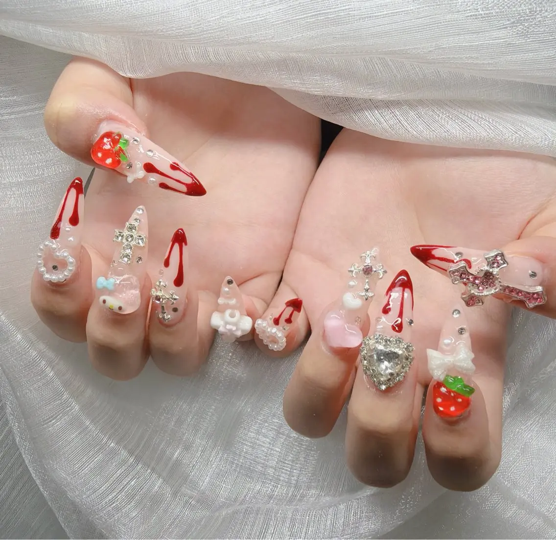 ネイル 長さ出し グラデーション 卒業式 キラキラネイル マグネットネイル ハンドネイル Lee Nailsのネイルデザイン