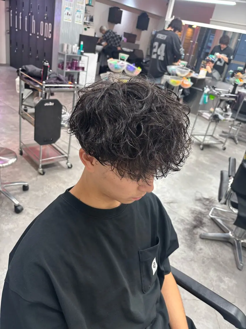 パーマ メンズ カット パーマ メンズ特化✨️ 韓国風パーマ🔥一八のヘアスタイル
