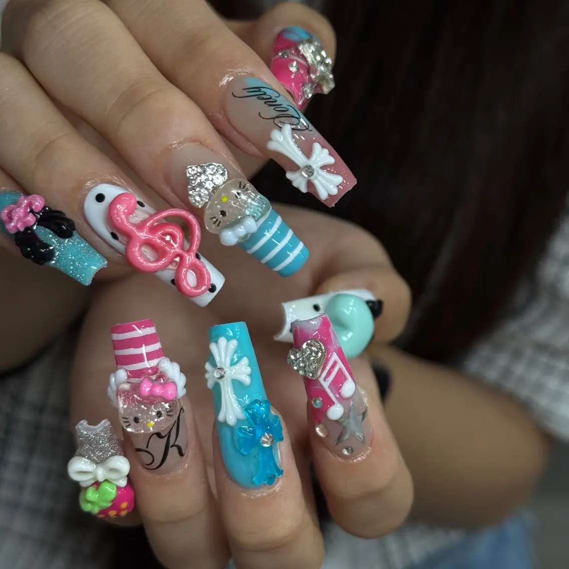 ネイル ハンドネイル ハンドケア 🎀うかん 🎀チップ長さ出しのネイルデザイン