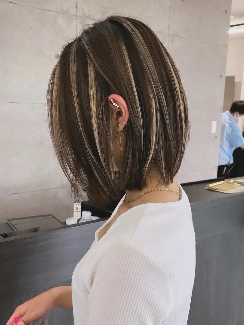 ミディアム カラー バレイヤージュ ブリーチ ケアブリーチ ダブルカラー グラデーションカラー Mina/岡山/矯正 ブリーチ/レイヤーのヘアスタイル