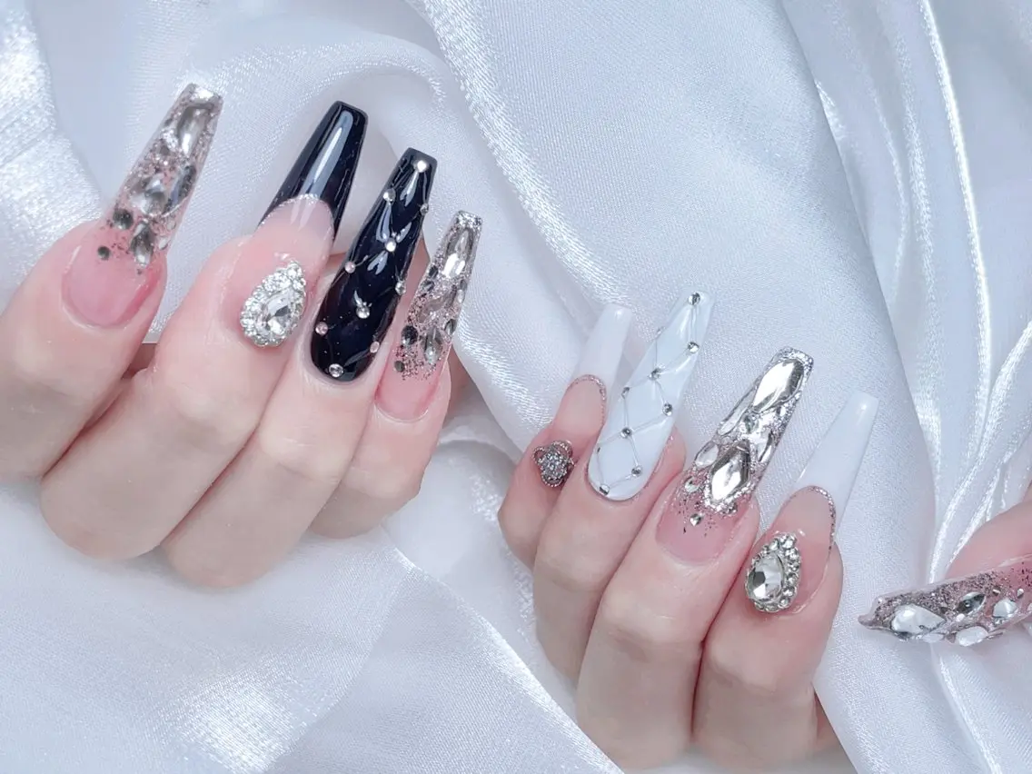 ネイル ハンドネイル M🌷nail 長さだし専門店のネイルデザイン