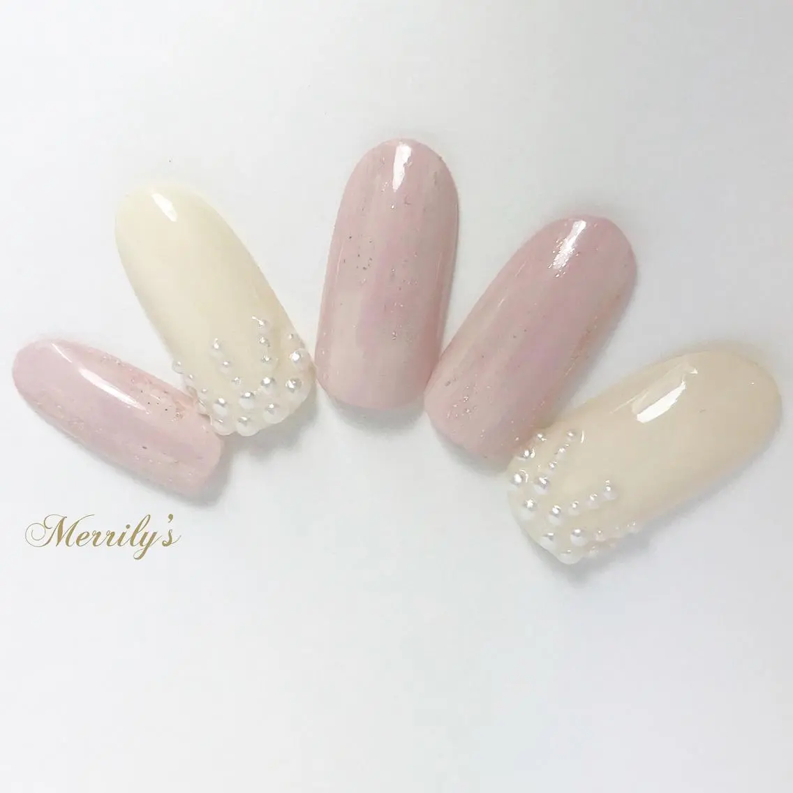 ネイル Merrily's Hagi Minaのネイルデザイン