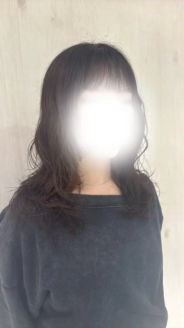 セミロング パーマ 🌷透明感カラー🌷 リンカのヘアスタイル