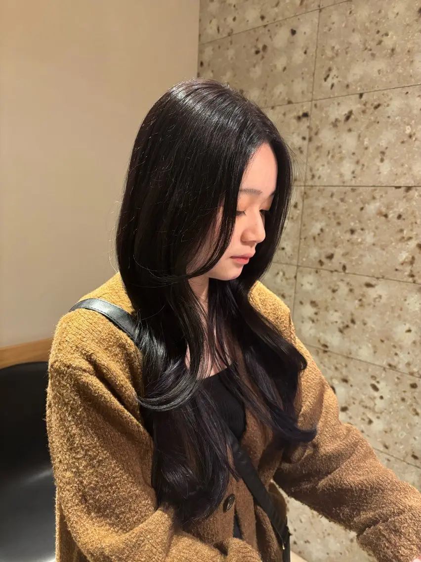 ロング カラー ブラウンカラー インナーカラー ラベンダーカラー バイオレットカラー ✿︎AMELY呉服町 海野采紗‎✿  ‎のヘアスタイル