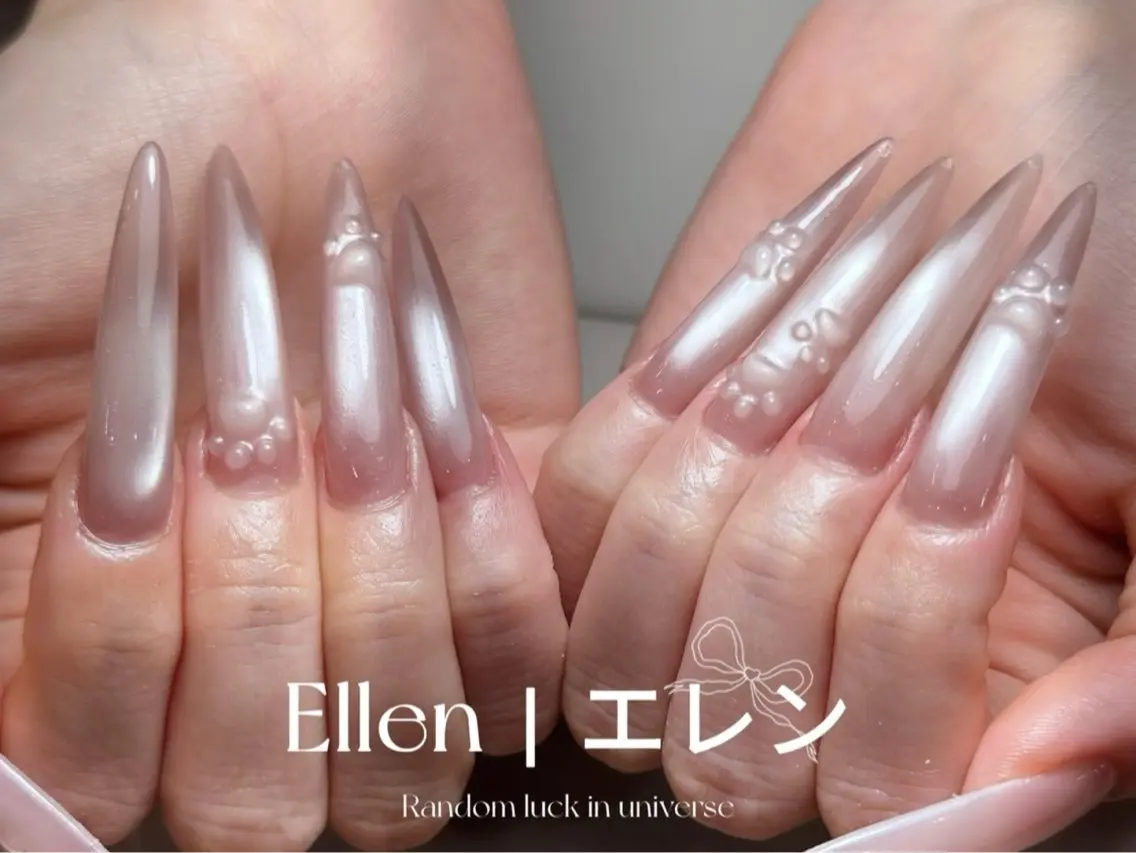 ネイル フレンチネイル ジェルネイル ガラスフレンチ マグネットネイル 持ち込み E llenのネイルデザイン