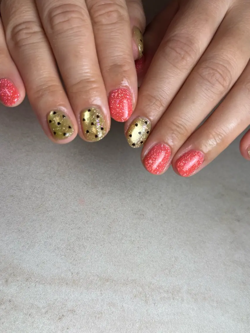 ネイル ドット フラッシュネイル ジェルネイル キラキラネイル マグネットネイル ハンドネイル ✾ NailRoom Latina🌻💓のネイルデザイン