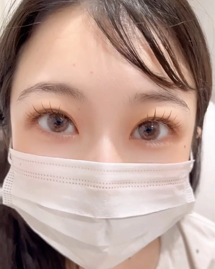 マツエク・マツパ カラーマツエク shall cocotteの眉毛・アイブロウイメージ