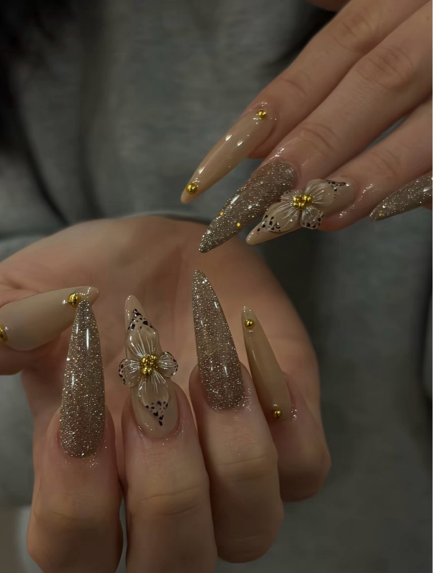 ネイル ハンドネイル NiJi Nailsのネイルデザイン