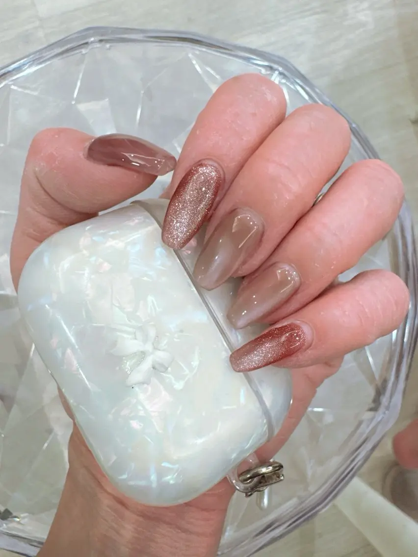 ネイル アートネイル フットネイル フレンチネイル ガラスフレンチ ハート Queeens nailのネイルデザイン