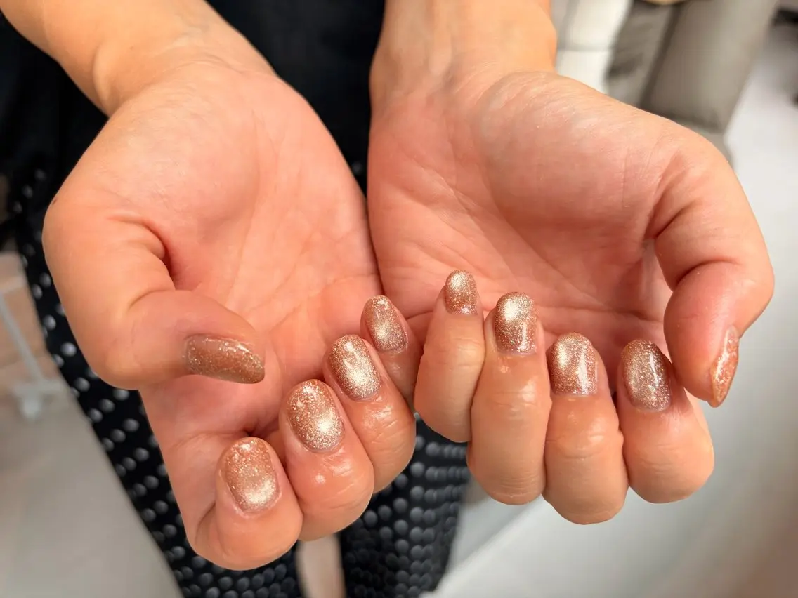 ネイル マグネットネイル マグネットワンカラー ワンカラーネイル ハンドネイル DEE nail madoka.tのネイルデザイン