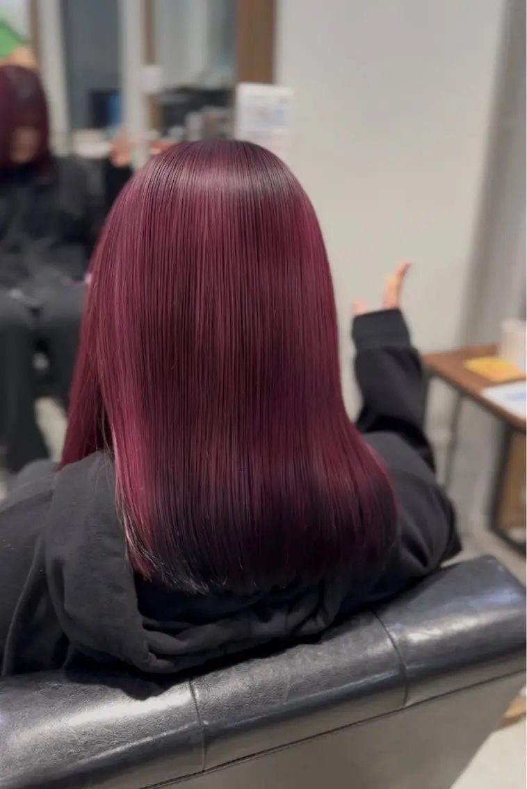 ロング カラー 黒髪 デザインカラー グラデーションカラー ピンクカラー 髙木 利央のヘアスタイル
