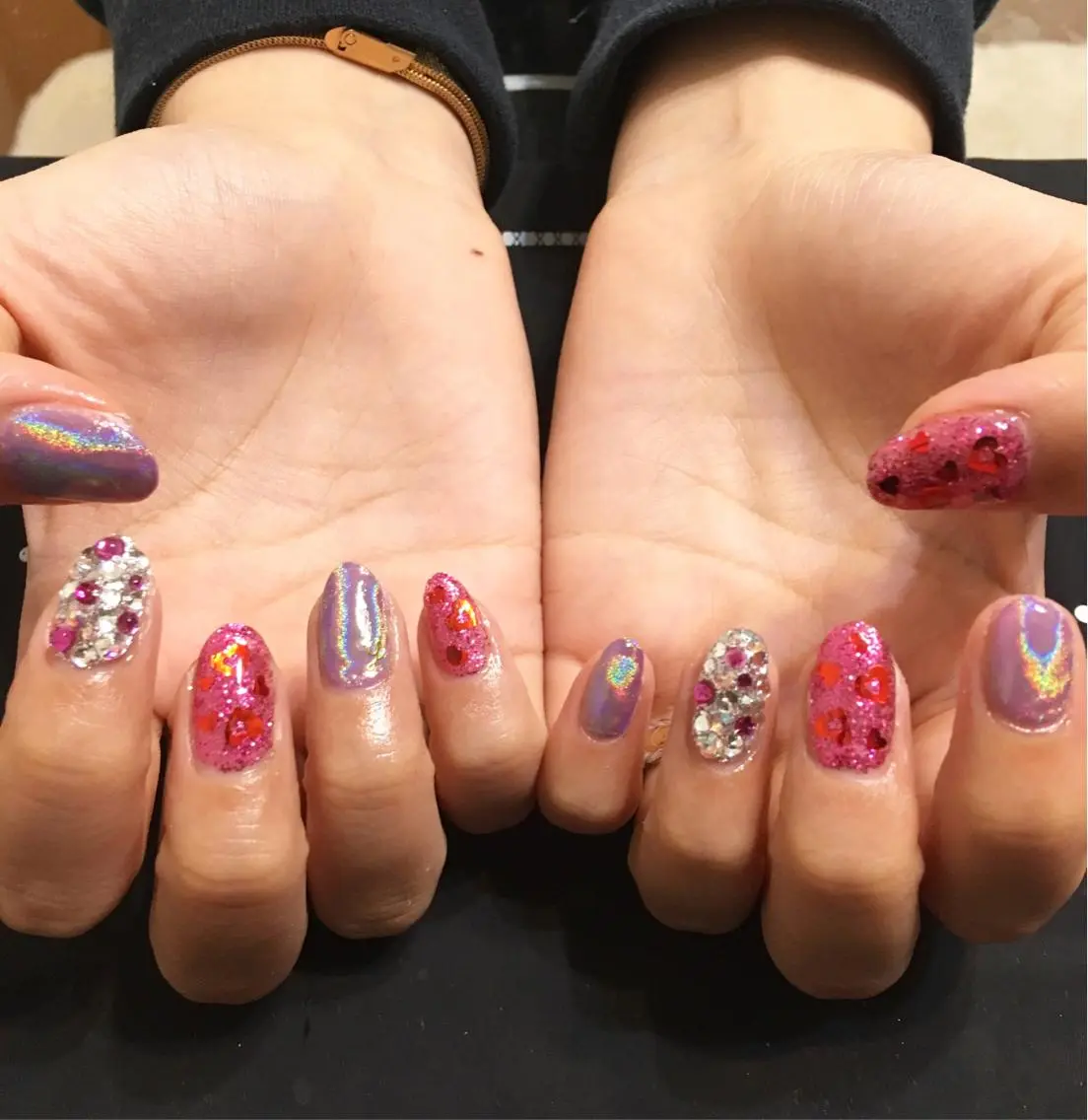 ネイル アートネイル ストーンネイル ハンドネイル 🌈KANÅKO 🌈のネイルデザイン
