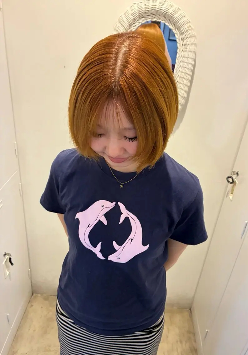 ミディアム カット ヘアカラー トリートメント nacoハイトーン ベージュ🍒のヘアスタイル