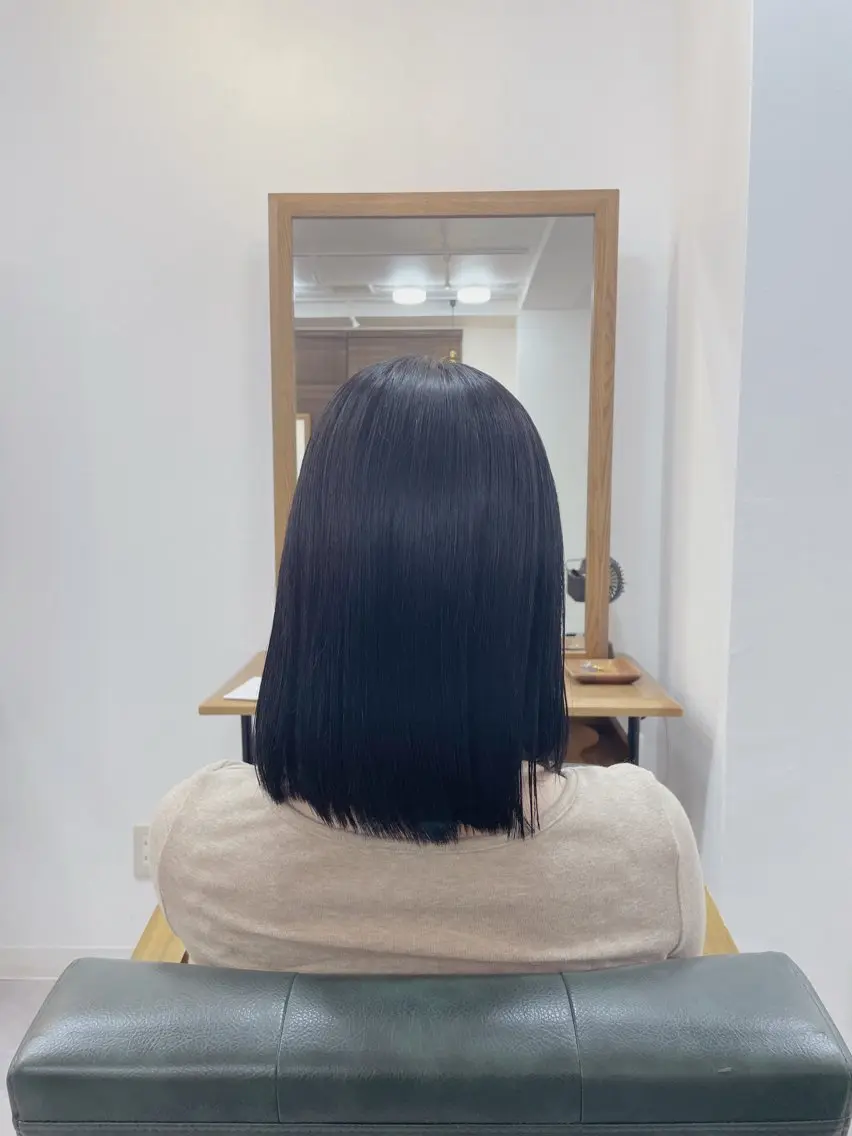 ミディアム lore 中村かれんのヘアスタイル