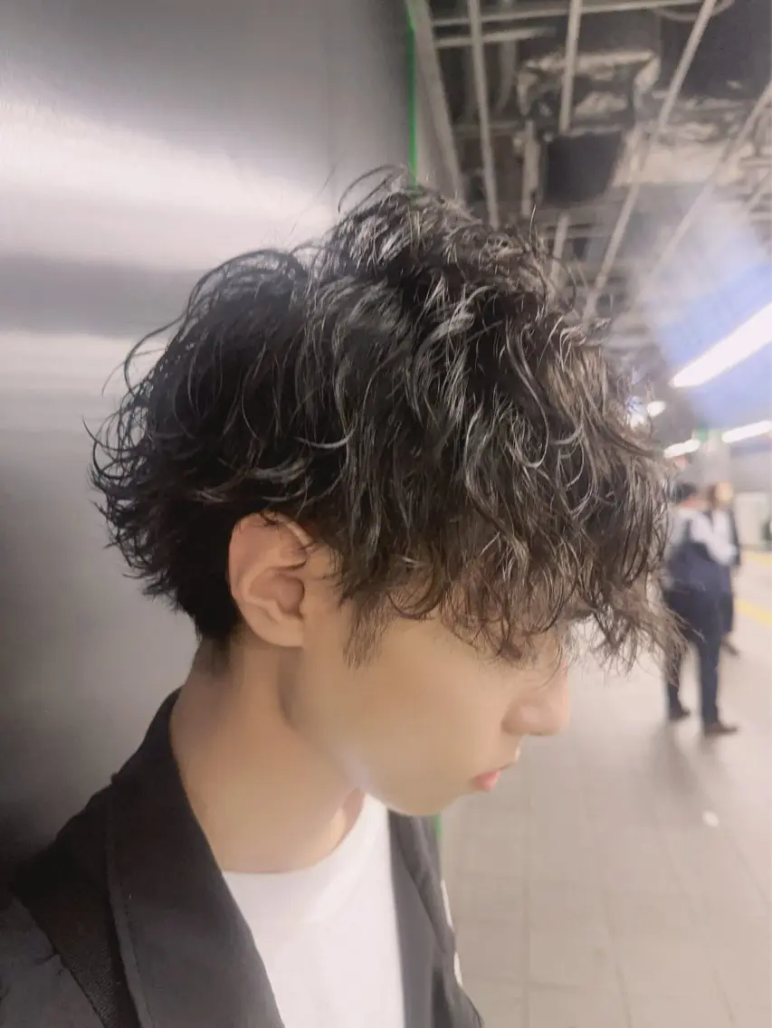 ｛2回・3回目限定｝メンズカット+デザインパーマ+デトックストリートメント☆の写真