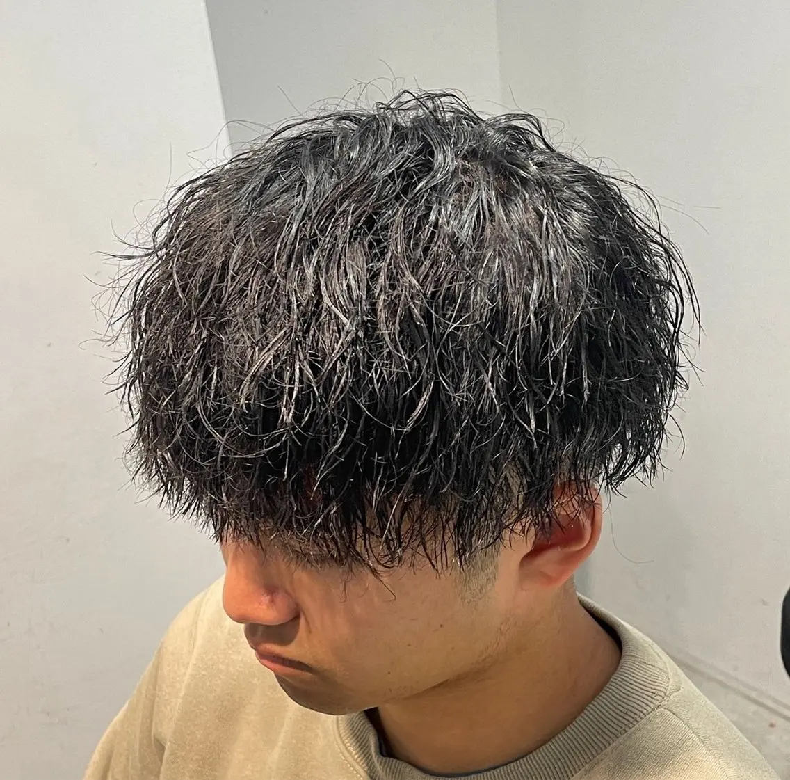 【初パーマにおすすめ】カット+縦落ち 緩めパーマの写真