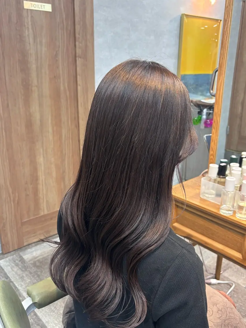 ロング カラー ヘアカラー トリートメント 🦋 たから 🦋のヘアスタイル