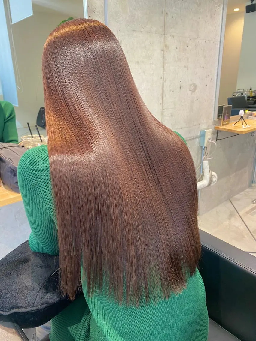 ロング ヘアカラー トリートメント 波濤 優季のヘアスタイル