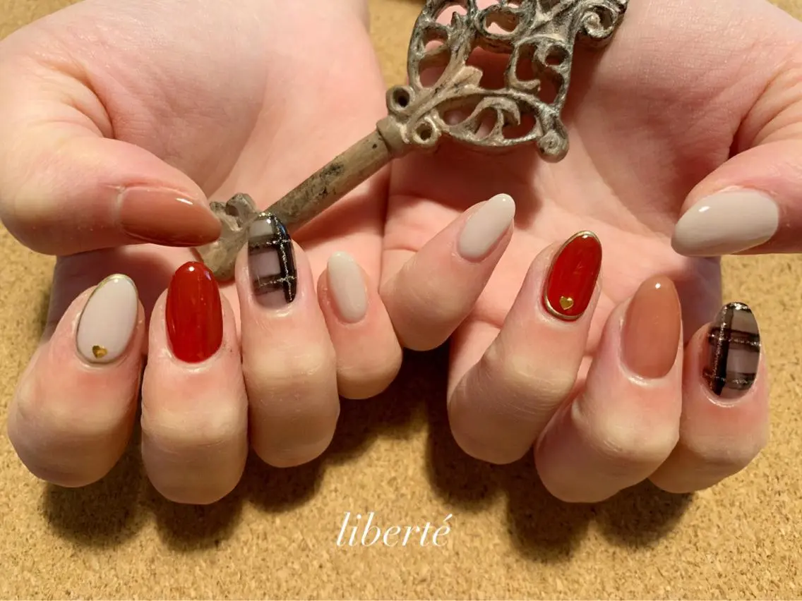ネイル liberté (リベルテ)のネイルデザイン