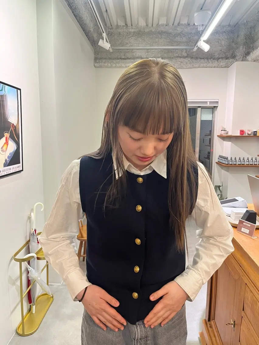 セミロング カット ヘアカラー パーマ 安藤 琢真のヘアスタイル