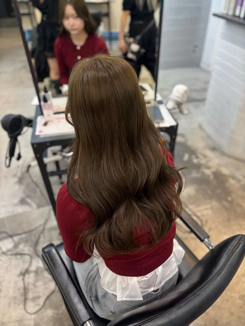 ロング カラー ベージュカラー ブルーカラー デザインカラー ダブルカラー ラベンダーカラー ヘアカラー ボブカット sala 推しカラー職人🎀のヘアスタイル