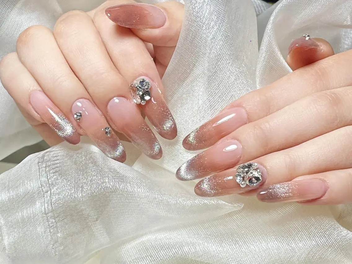 ネイル ハンドネイル エリ🫧 nail池袋東口のネイルデザイン