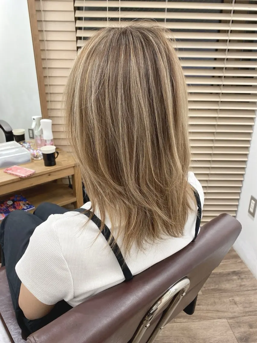 ミディアム ヘアカラー トリートメント ハイライト⭐️上野 高広のヘアスタイル