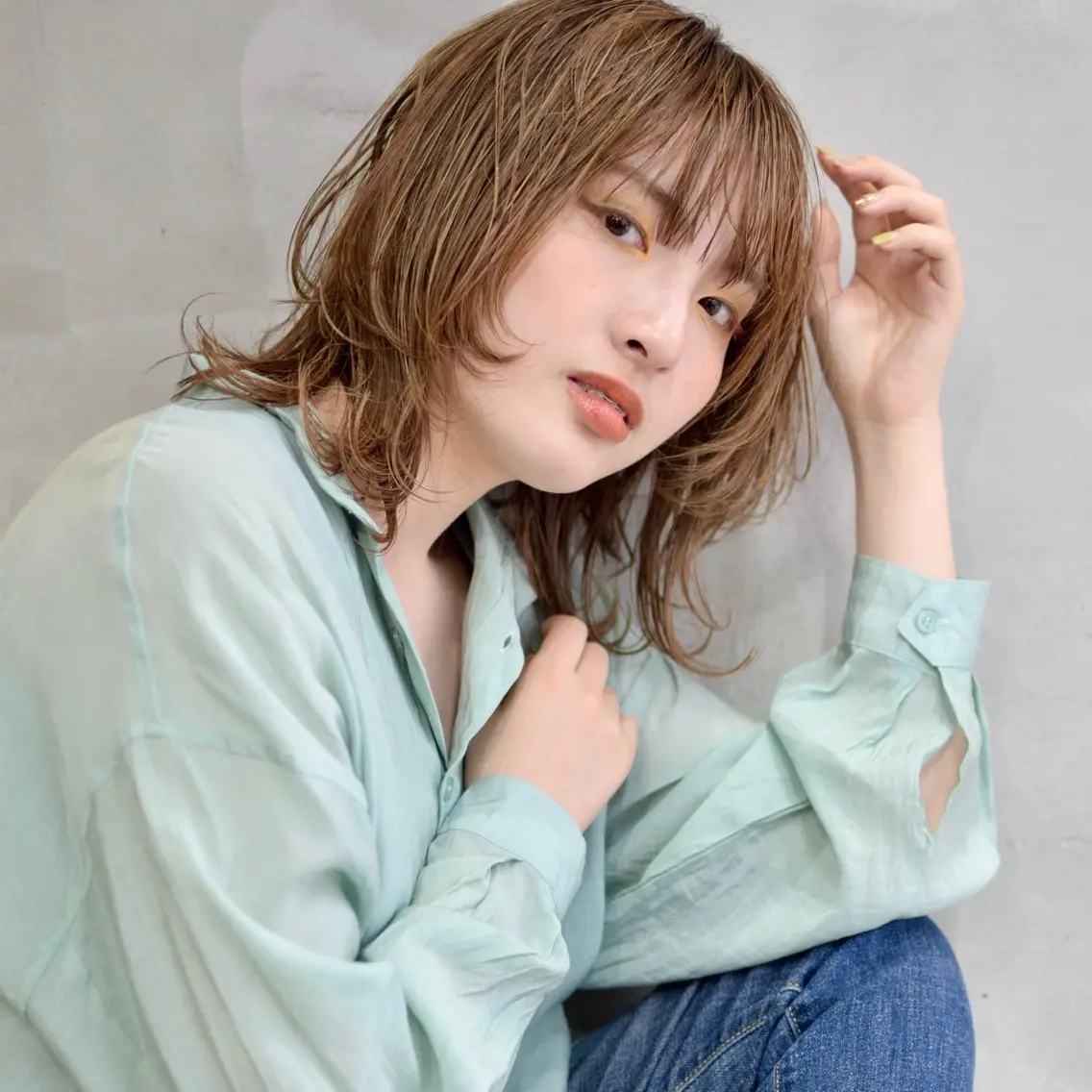 セミロング カラー イルミナカラー トリートメント クスノキ ヤスタカのヘアスタイル