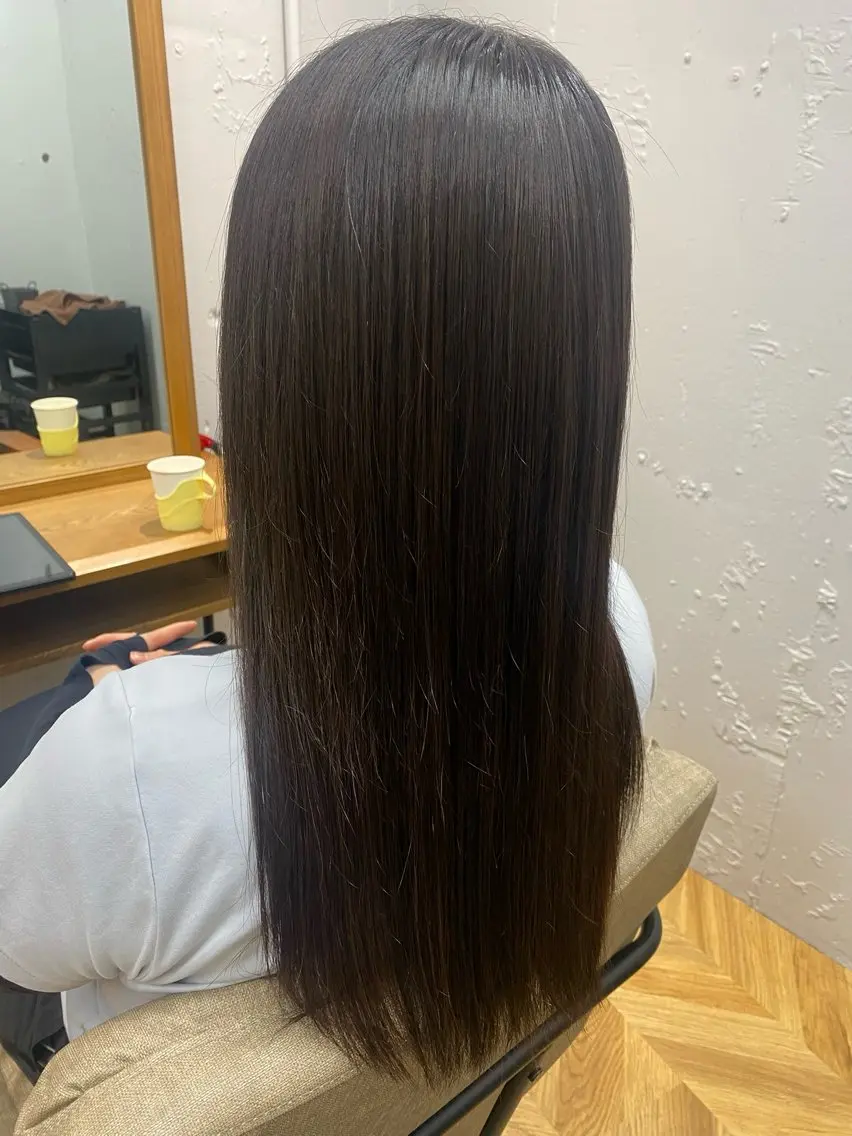 セミロング カット 縮毛矯正 トリートメント ハイライト/透明感 カラー🏝️あんじゅのヘアスタイル