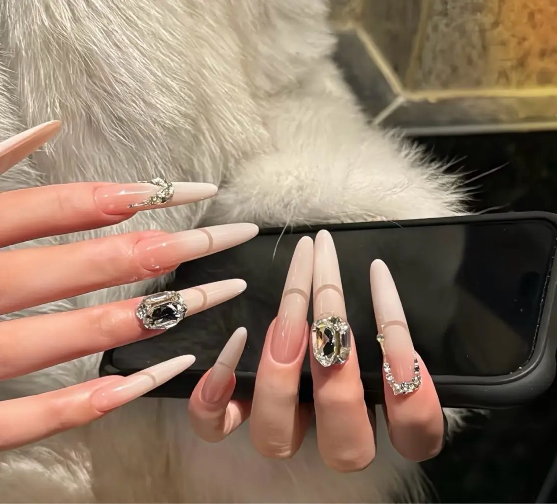 ネイル ハンドネイル D-BEAUTY Nailsalonのネイルデザイン