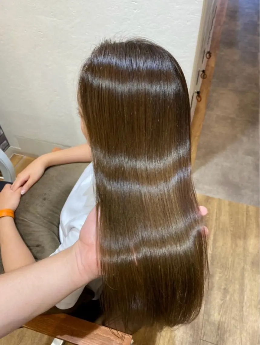 ロング 松下 沙織のヘアスタイル