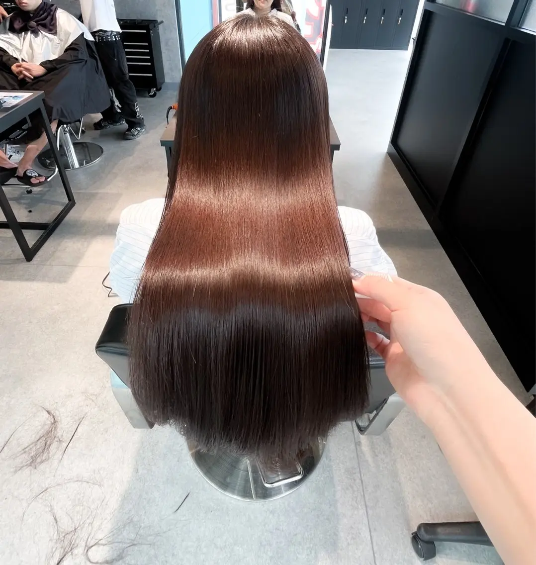 艶さら✨カット+縮毛矯正+3ステップトリートメントの写真