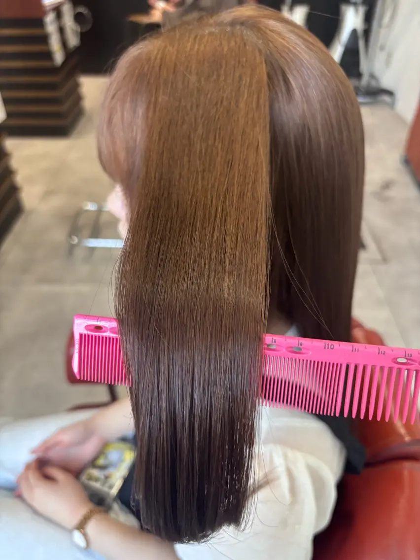 ロング ヘアカラー 都築 さくらのヘアスタイル