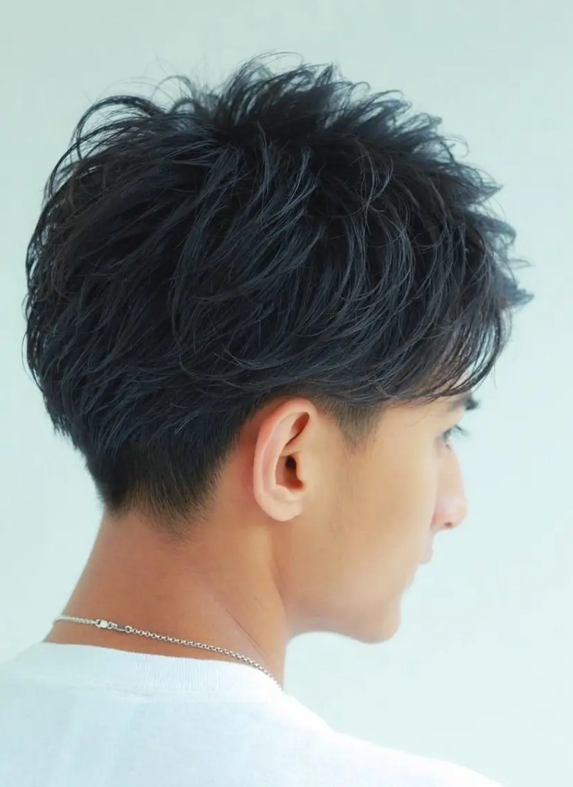ミディアム メンズ BroTokyo Hinaのヘアスタイル